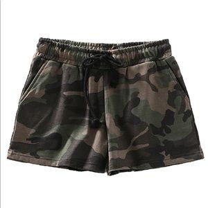 Goodnight Macaroon Kinsley Camo Shorts